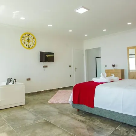 Islamlar Village 2 Bedroom * קלקן