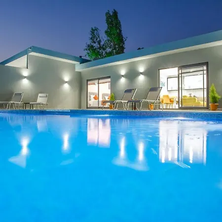 Islamlar Village 2 Bedroom - 4217
